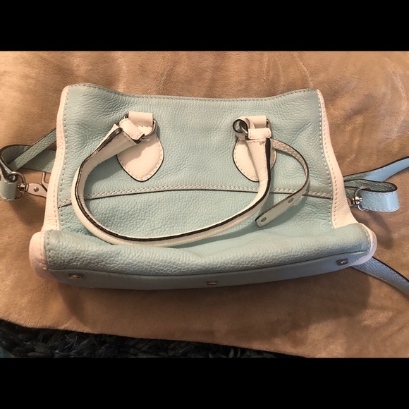Matte Leather Arbo Shoulder Bag - Picture 4 of 6
